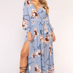 Fashion Nova “Park Avenue” Maxi Dress – Light Blue Floral